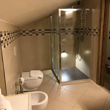 Berlinghera Hotel 2*